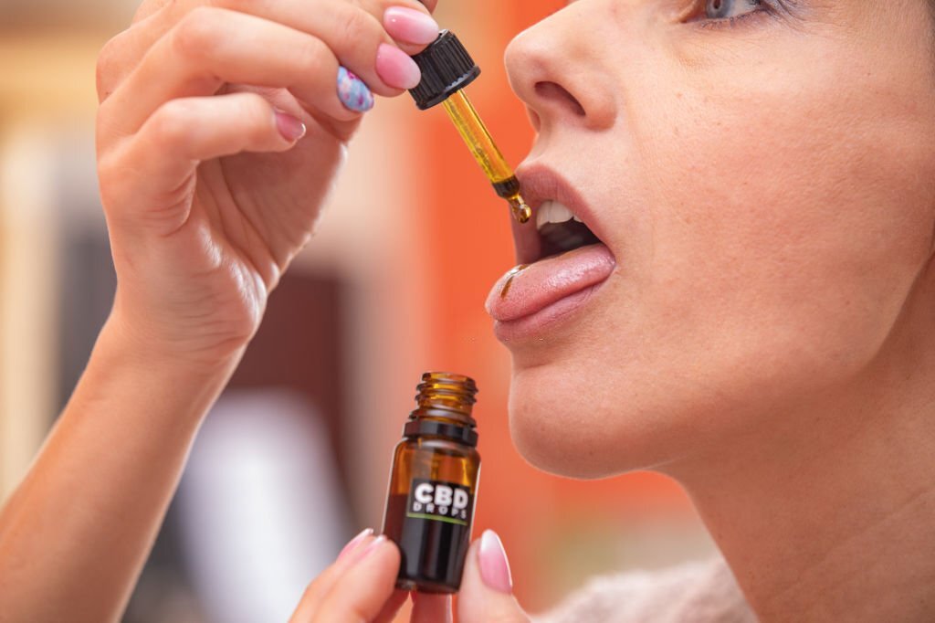 What Does CBD Oil Taste Like? (Facts & Tips) Pure Spectrum CBD